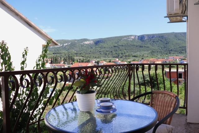 Studio With Balcony Jelsa  Exterior foto